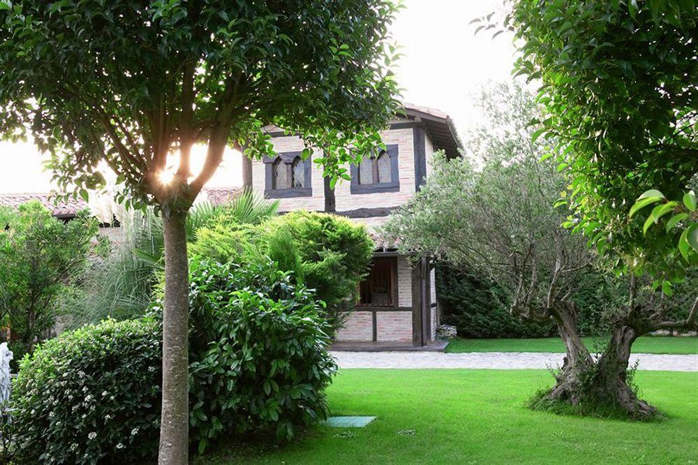 Hotel Palacio De Elorriaga Vitoria-Gasteiz Bagian luar foto
