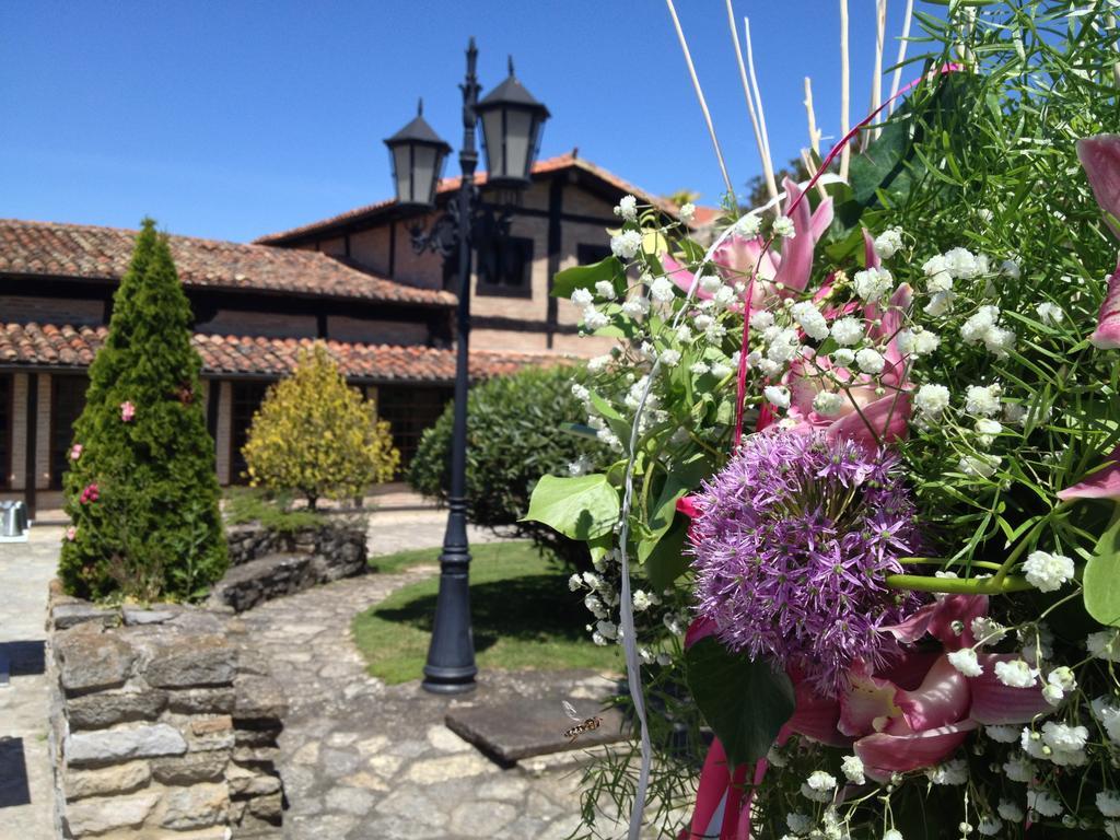Hotel Palacio De Elorriaga Vitoria-Gasteiz Bagian luar foto